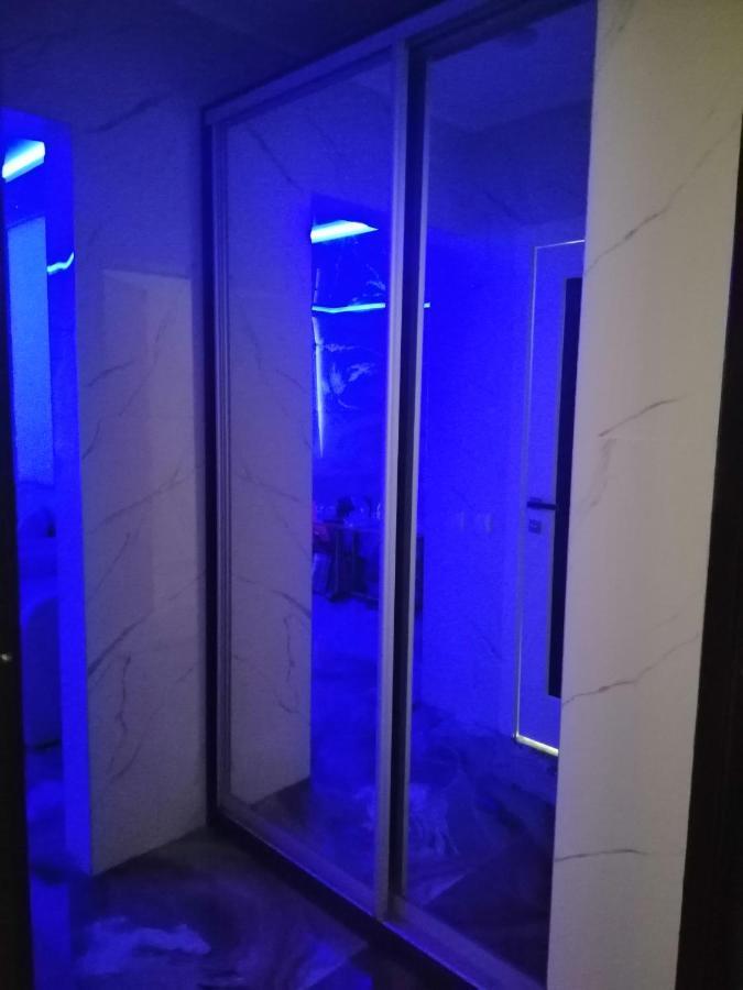 קייב Видовая 25Й Этаж. Новый Дом. Шалимова, Isida. Шулявская, Гарматная, Индустриальный Мост. Космополитан. Большевик. Жд Вокзал. מראה חיצוני תמונה